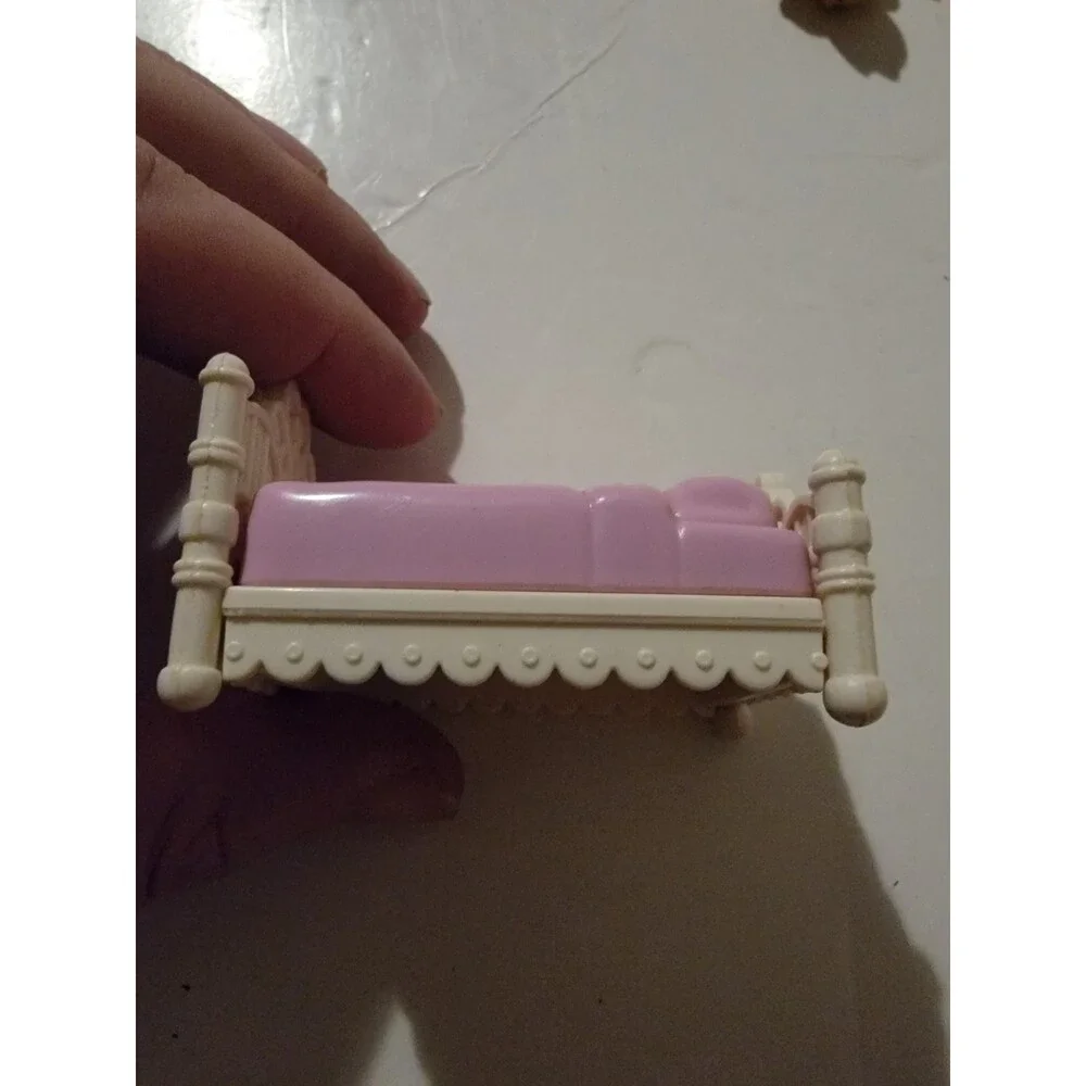 Fisher Price Precious Places Replacement Piece 80s Vintage Doll House Bed Pink